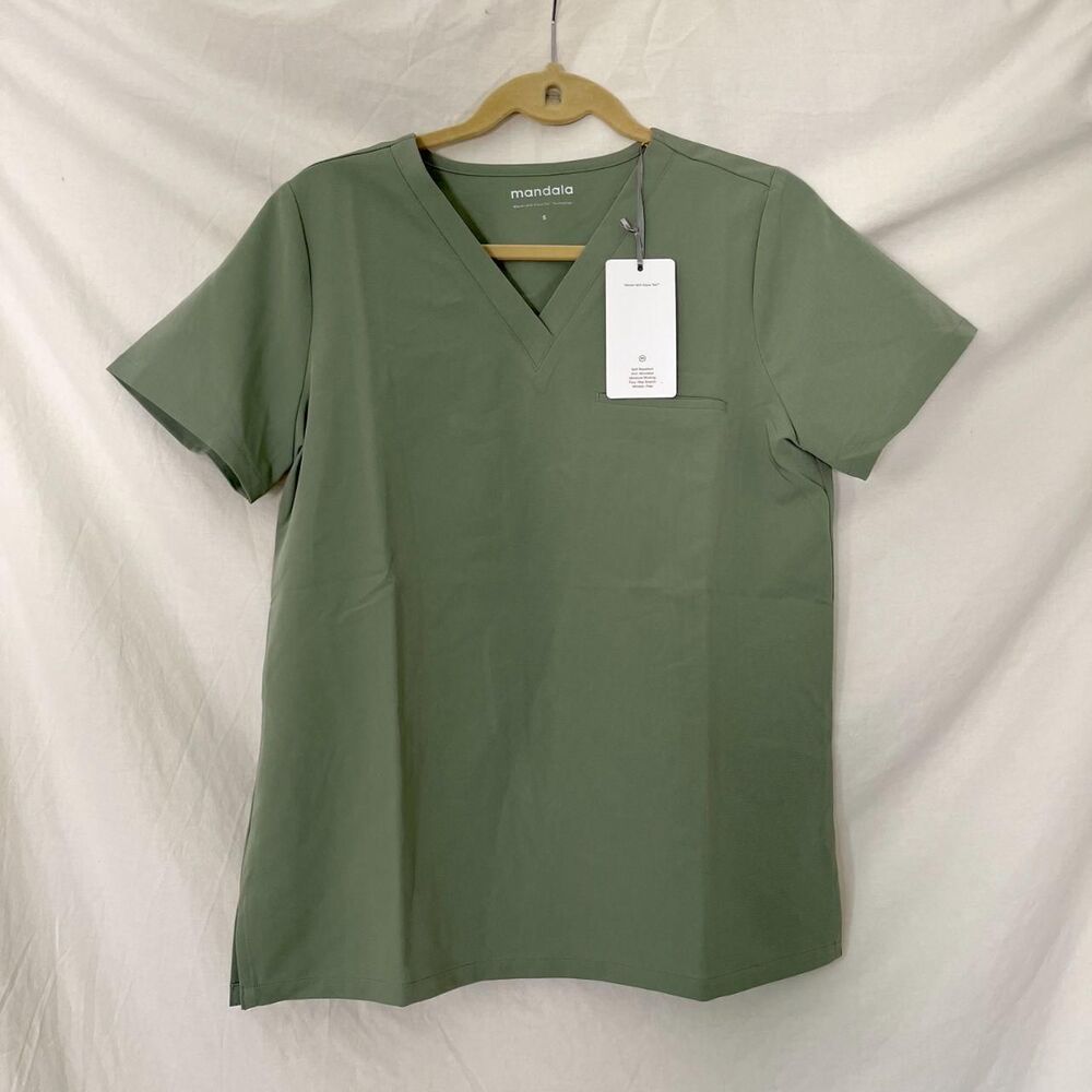 NWT sage green Mandala short-sleeve V-neck scrub Size S